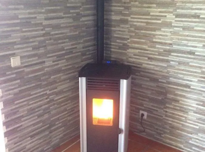 Daire Douro Vineyards And Mountains *